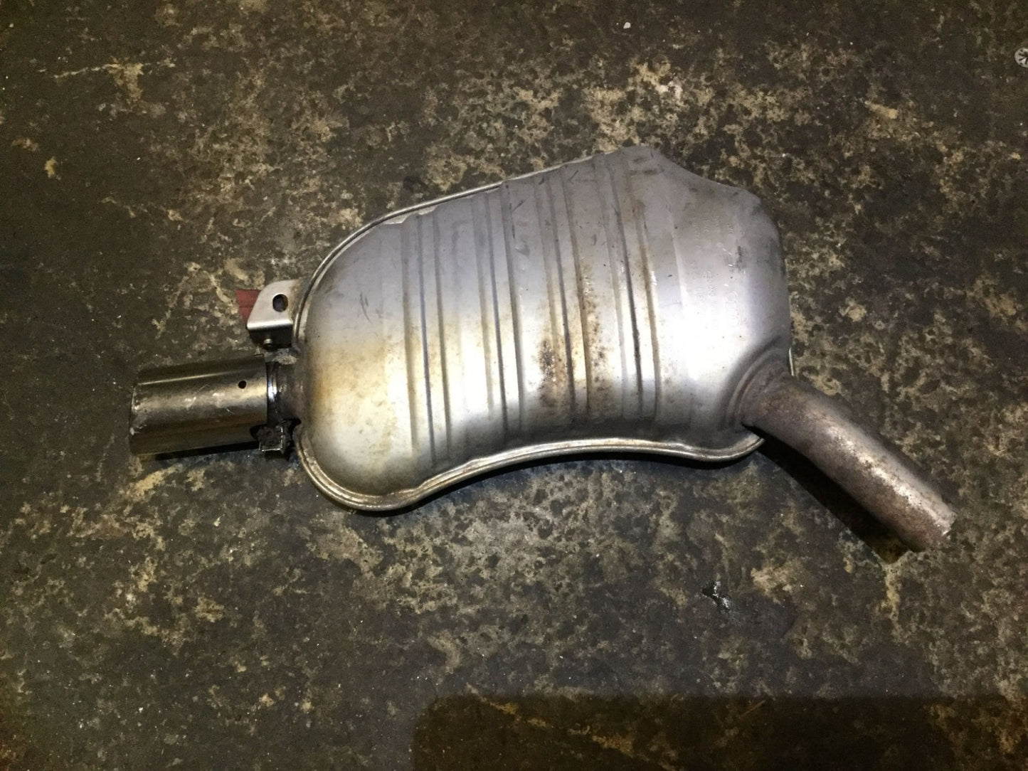 2006 D3 Audi A8l Exhaust Muffler Rear Passenger Side Right OEM