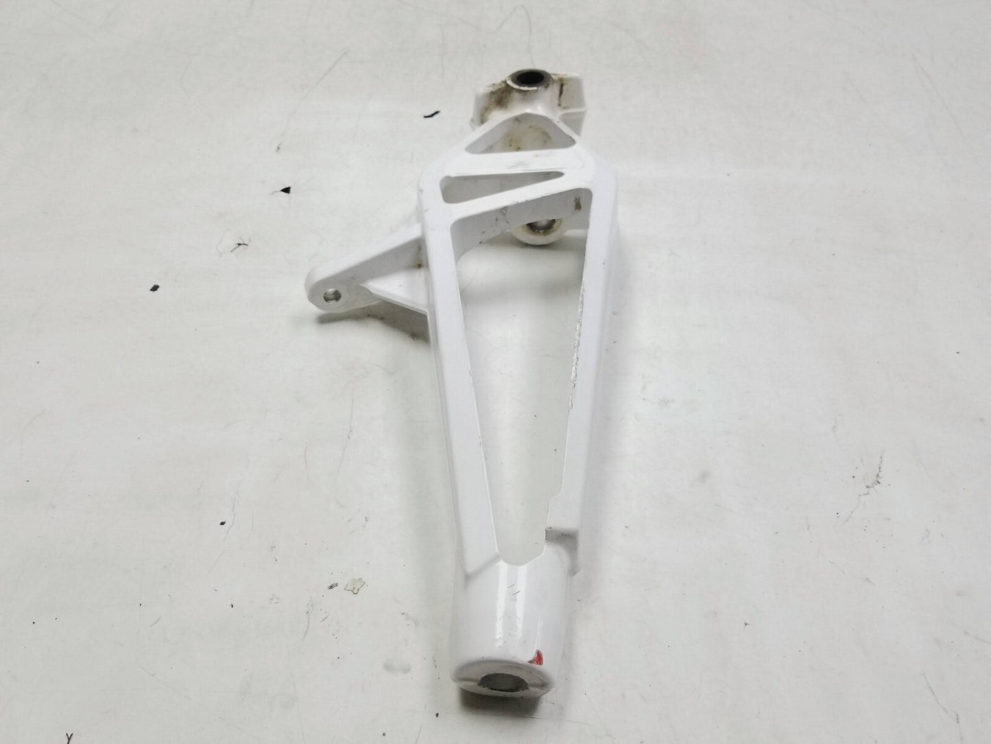 2016 - 2017 Arctic Cat Zr 8000 137" Front Arm Spindle Knuckle Left & Right OEM