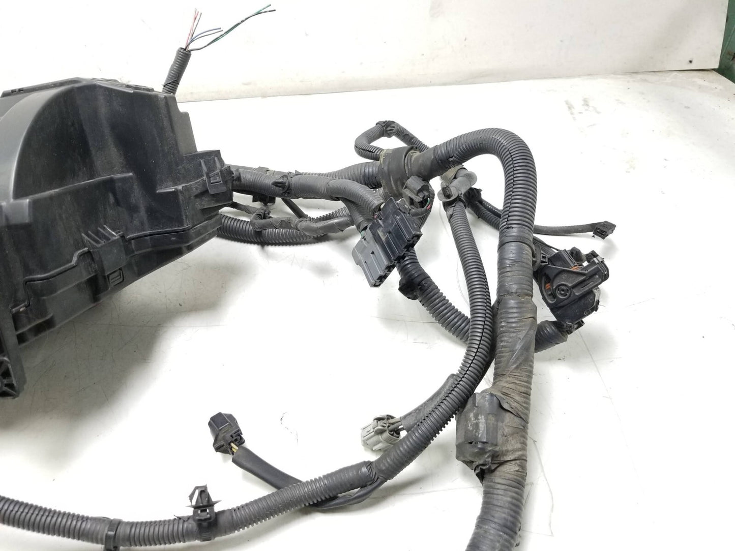 2012 Nissan Rogue Main Fuse Box Wire Harness OEM ✅