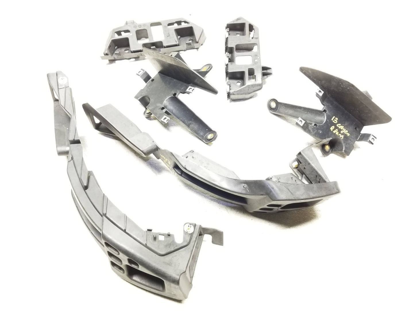 2013 Porsche Cayenne Rear Bumper Mount Bracket Right & Left 6pcs OEM