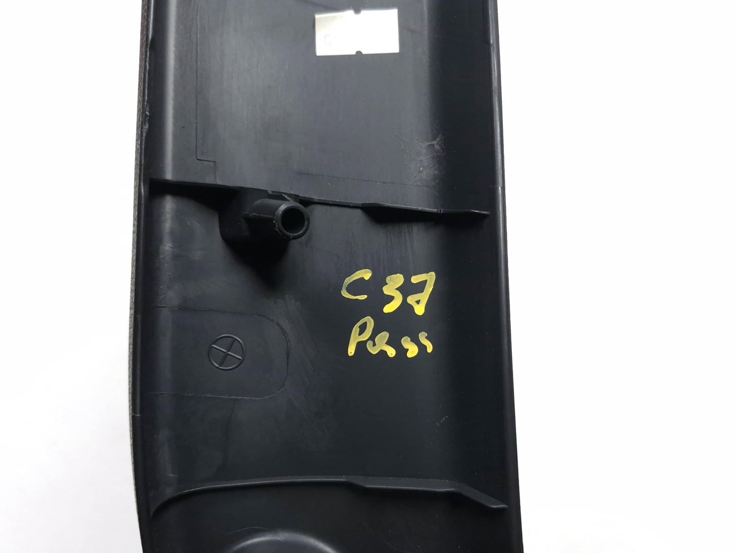 2011 Nissan Juke Tailgate Trim Molding Left & Right Pair OEM