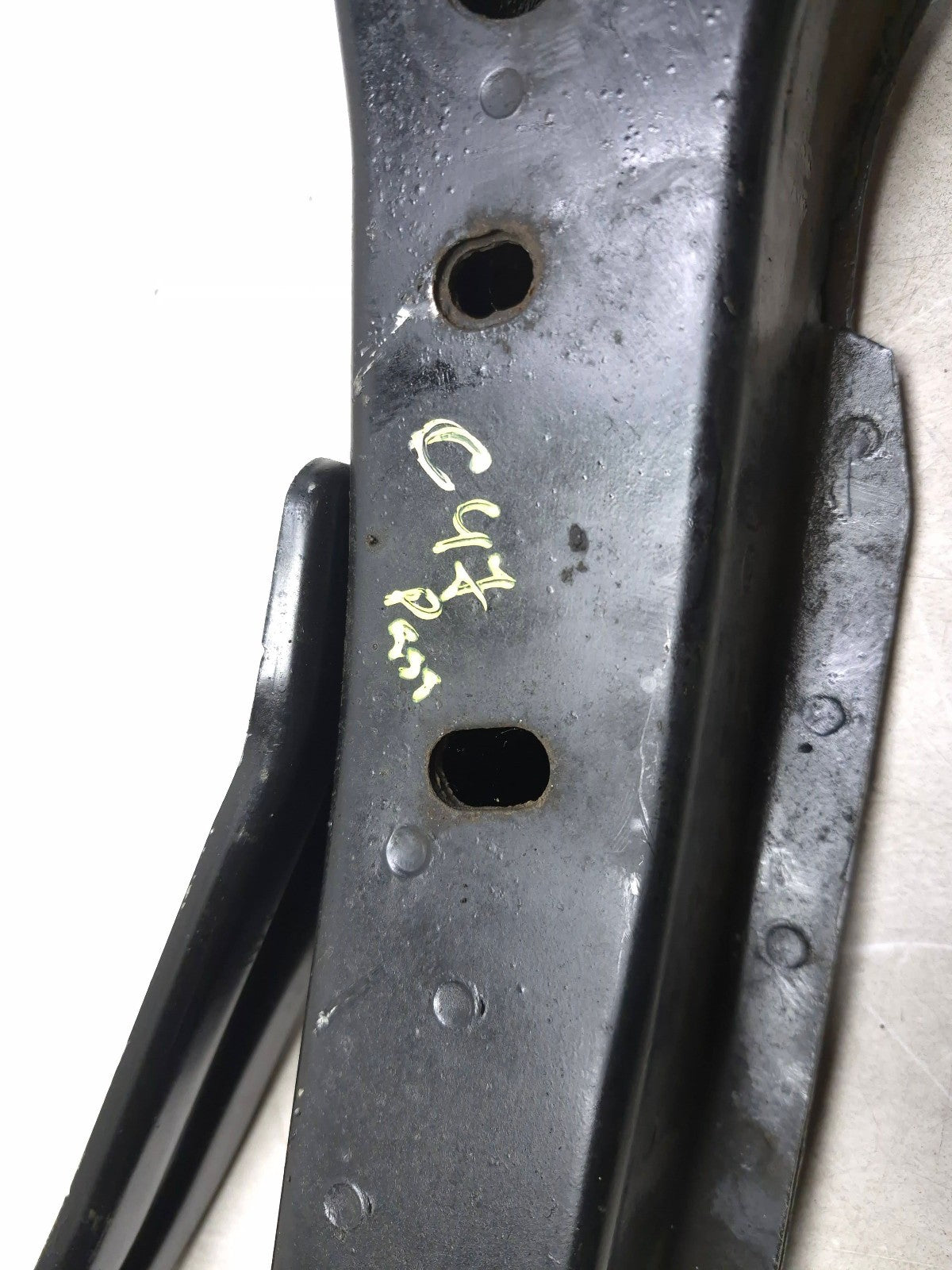 2013 Fiat 500 Turbo Front Left & Right Bumper Impact Bar Bracket OEM