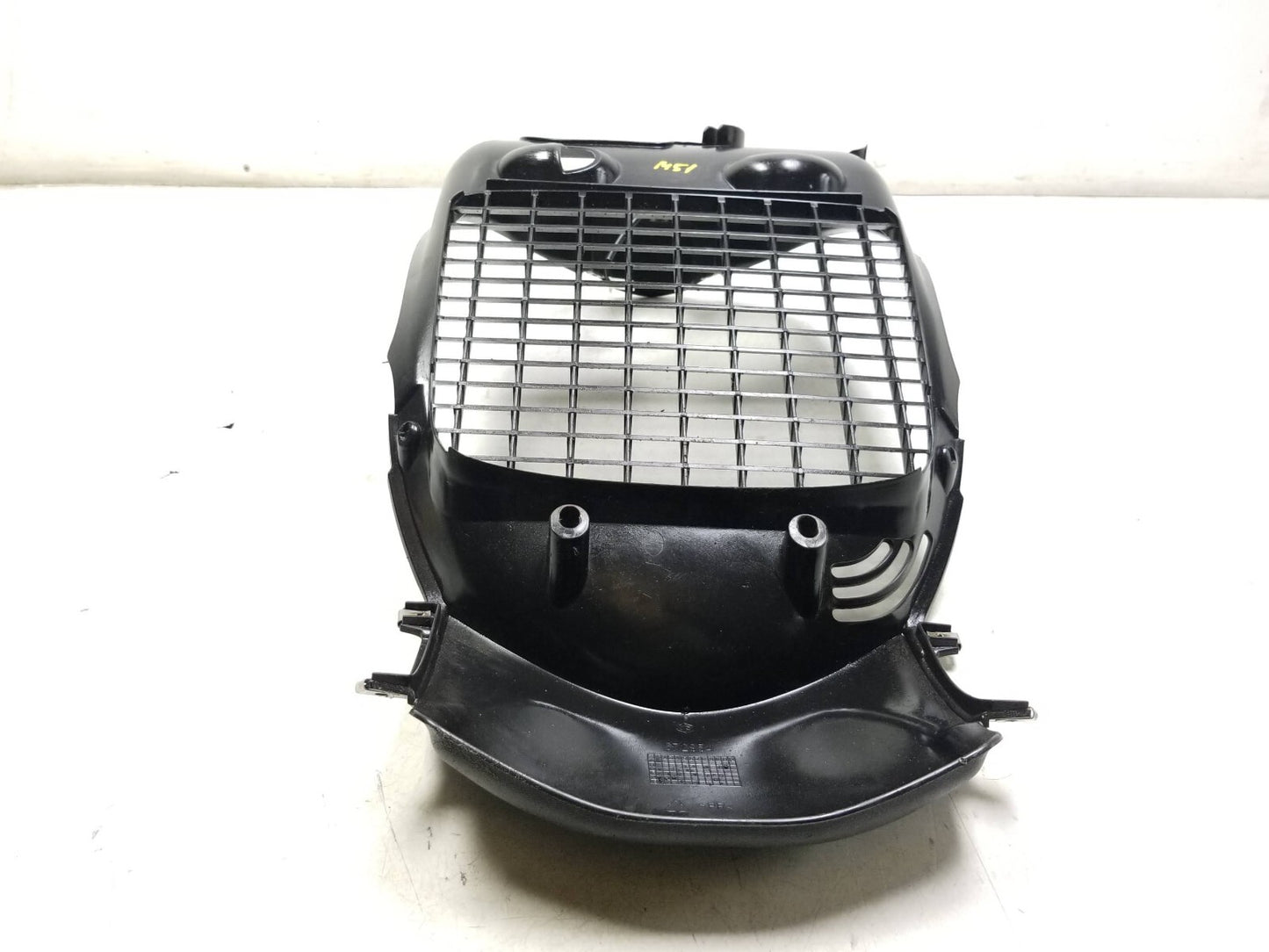 2011 - 2021 Piaggio Bv 350 Front Wheel Liner Splash Radiator Grille OEM