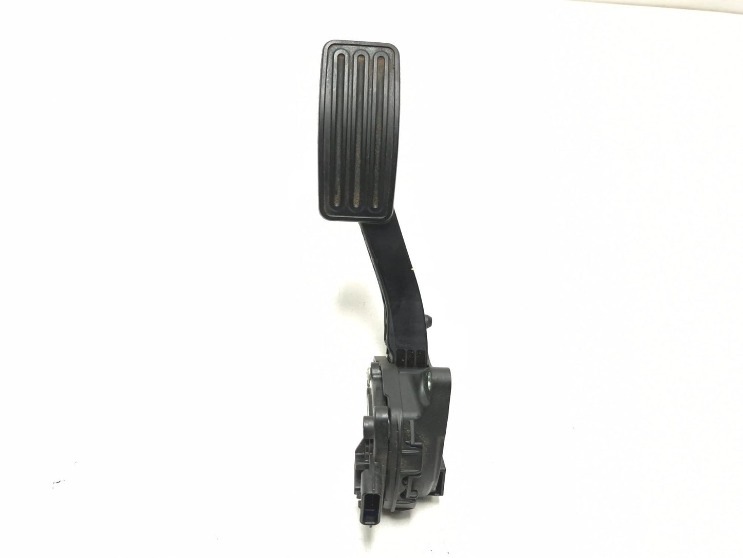 2018 Nissan Altima Accelerator Pedal OEM