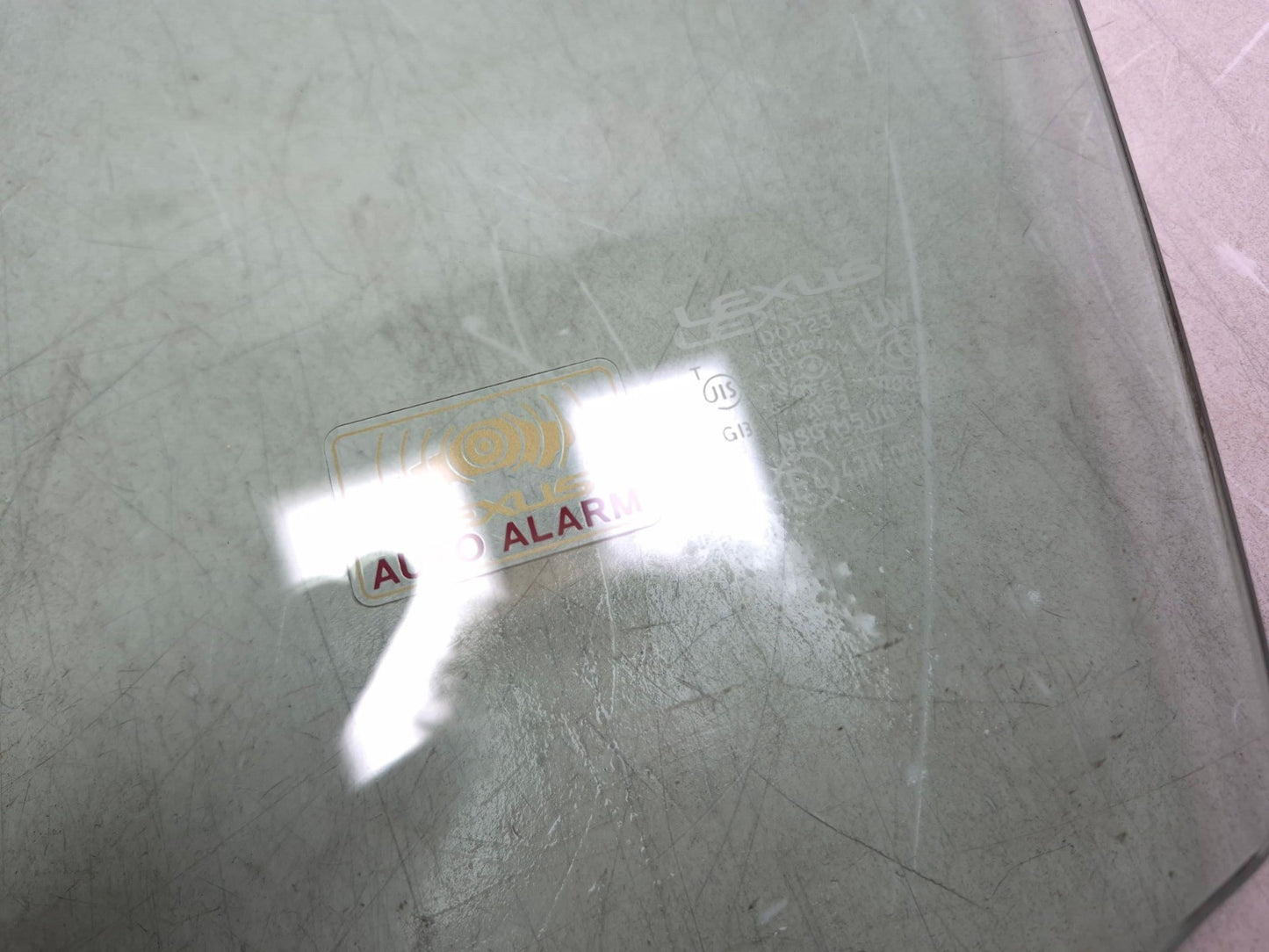 2009 Lexus IS250 Front Door Window Glass Left Driver Side OEM