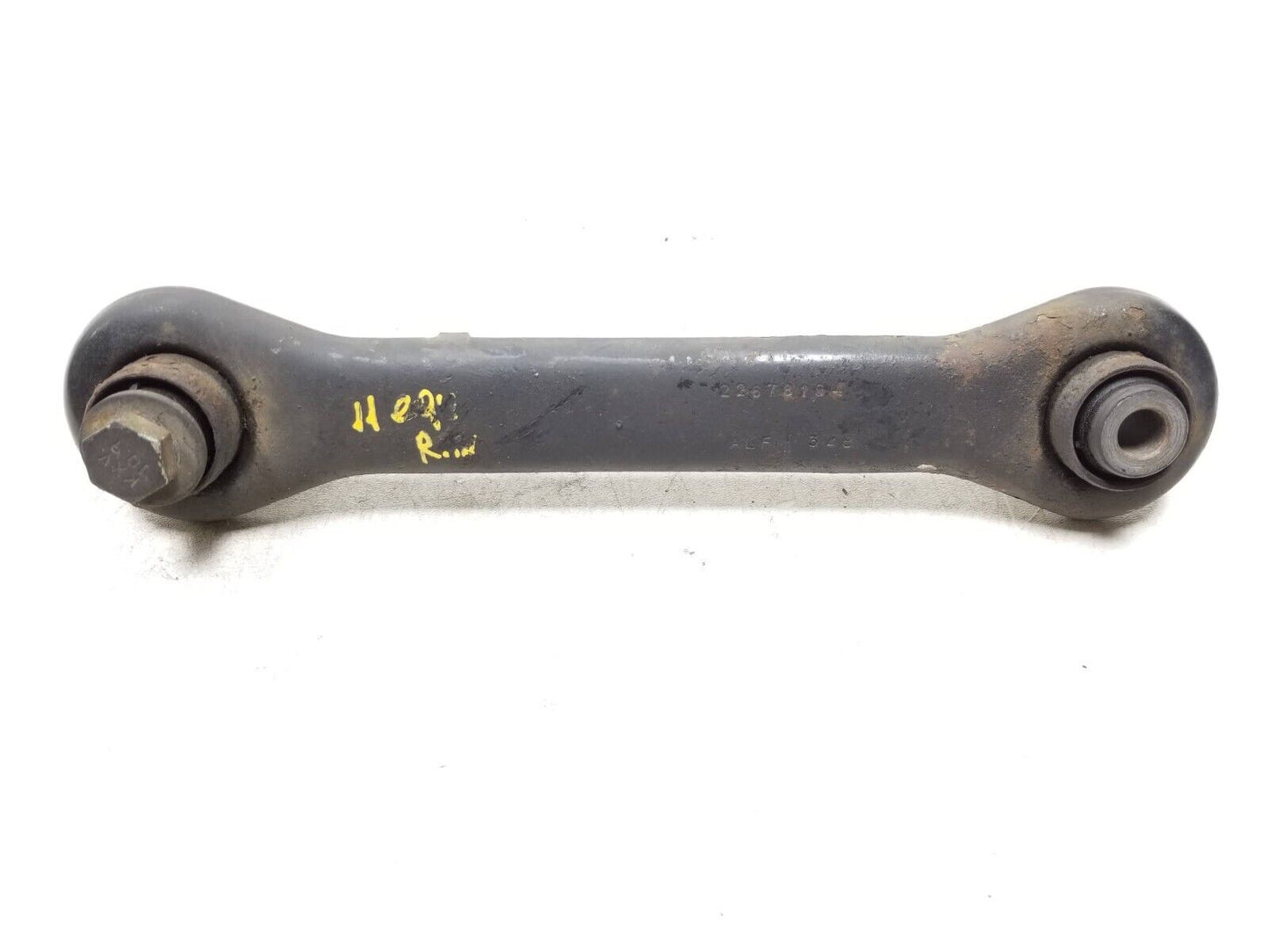 2010 - 2017 Chevrolet Equinox Rear Control Arm Driver Side Left 3pcs 2.4l OEM