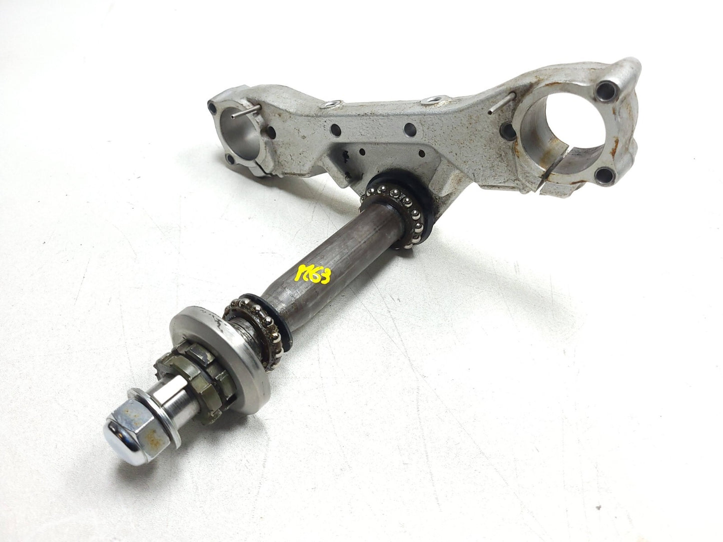 01 - 10 Yamaha V Star 650 Xvs650 Classic Triple Tree Lower OEM