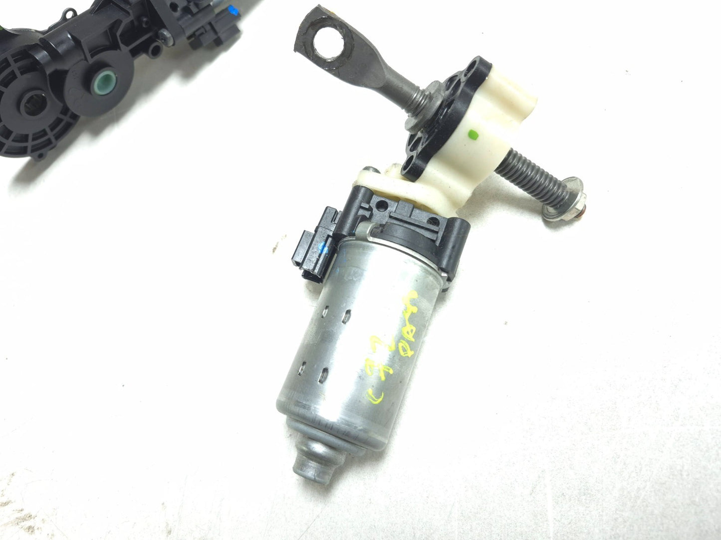 2009 Lexus IS250 Seat Adjustment Motor Front Passenger Side Right OEM
