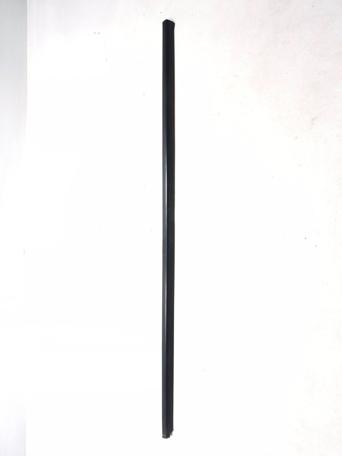 2013 Hyundai Genesis Coupe Door Glass Belt Seal Molding OEM