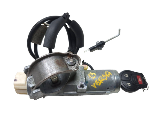 2013 Nissan Versa Ignition Lock W/ Key OEM 95k