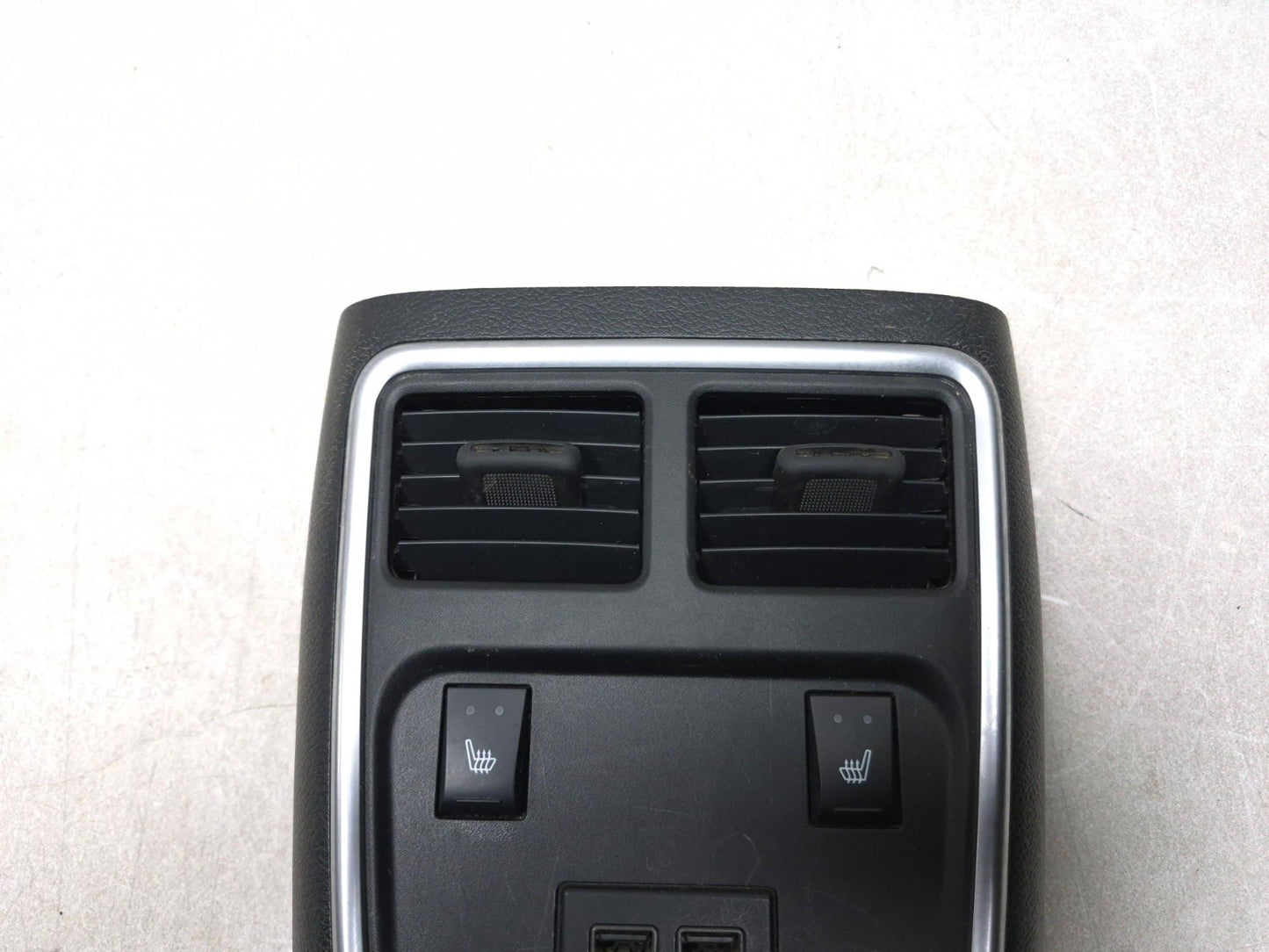 2018 Chrysler 300 Limited AWD Center Console End Cap Trim Cover W/ Air Vent OEM