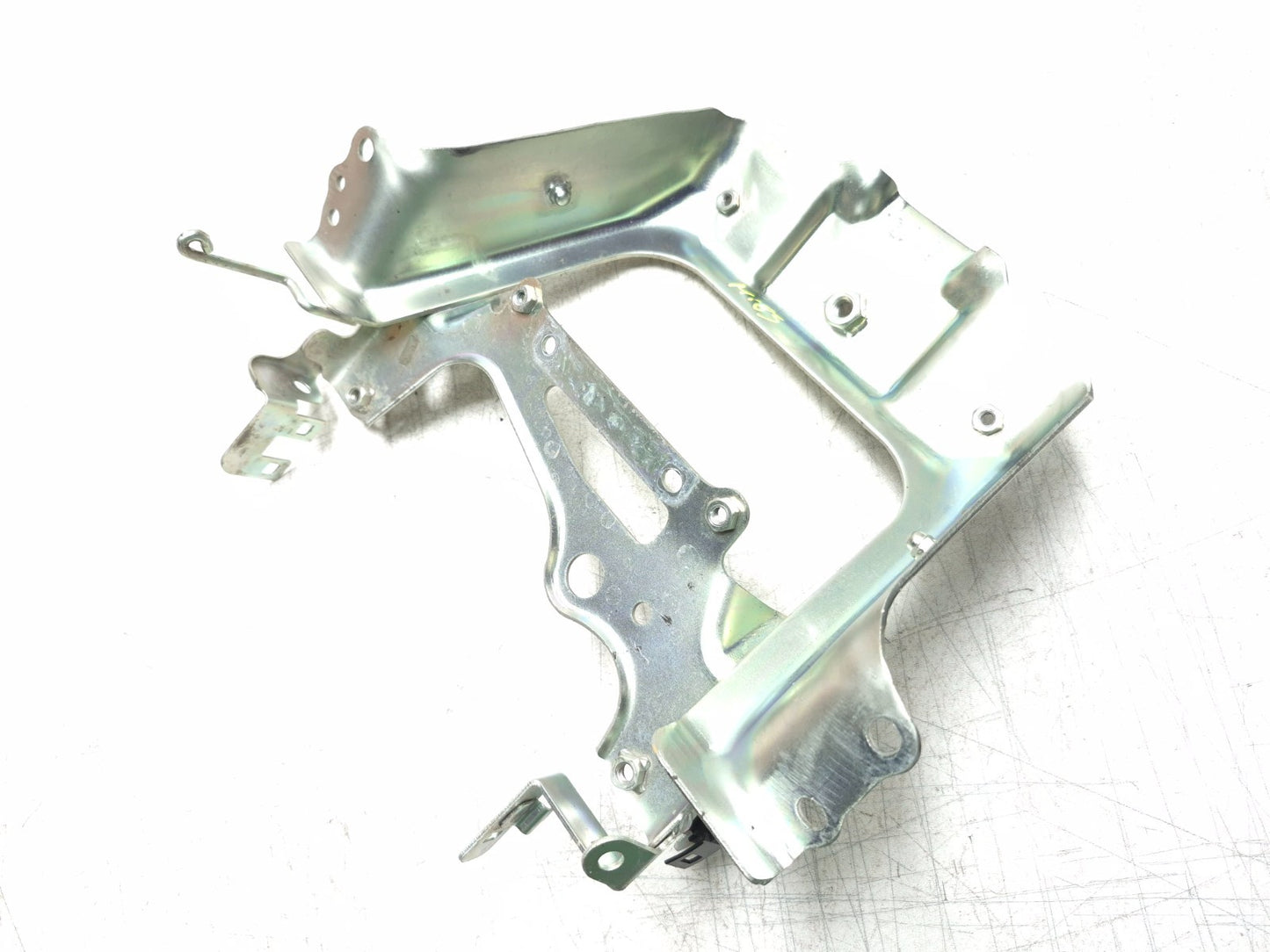 2015 Honda Ctx700n Center Cross Plate Mount OEM