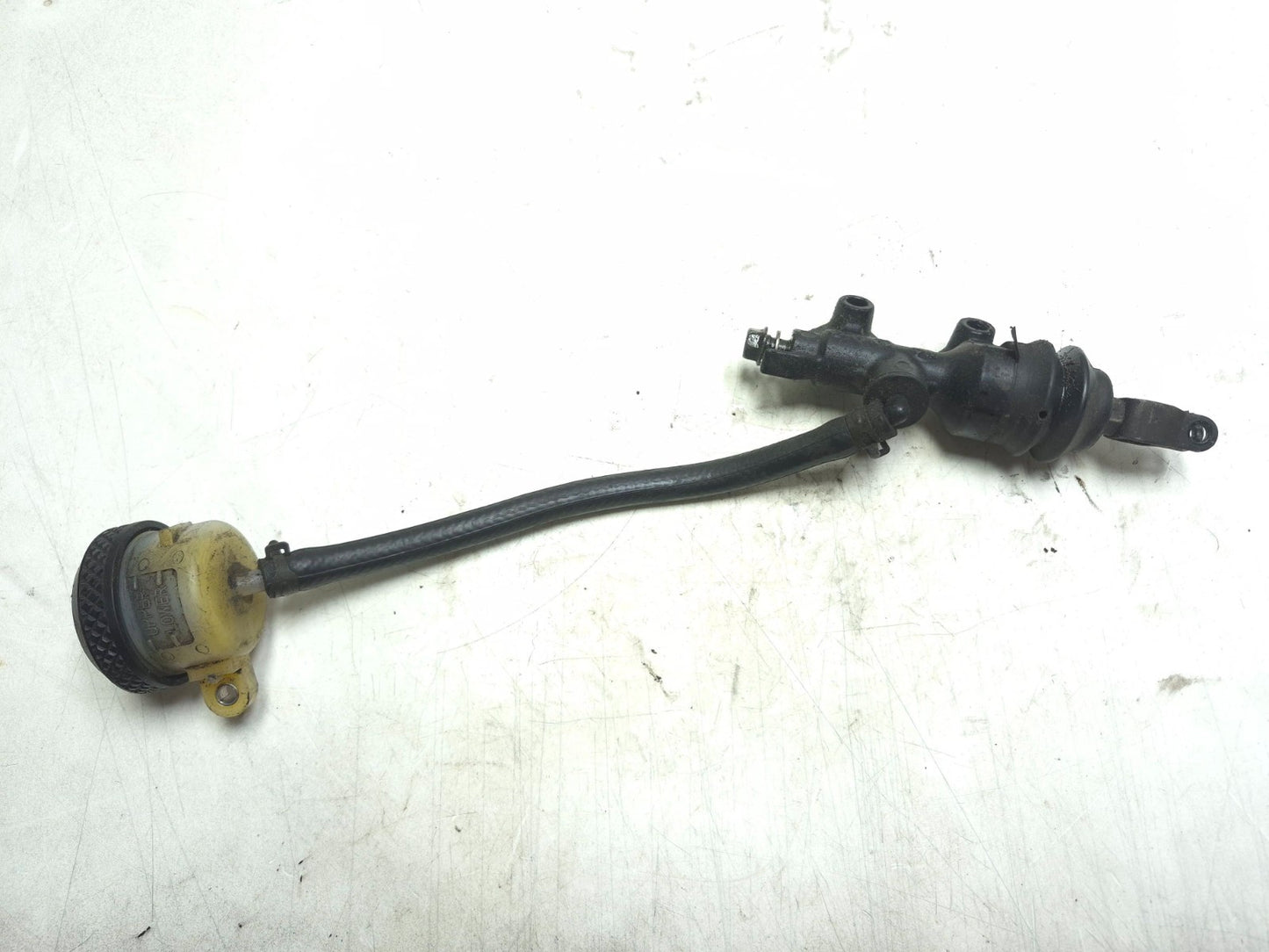 2004 Harley-davidson Sportster Xl883 Rear Brake Master Cylinder OEM