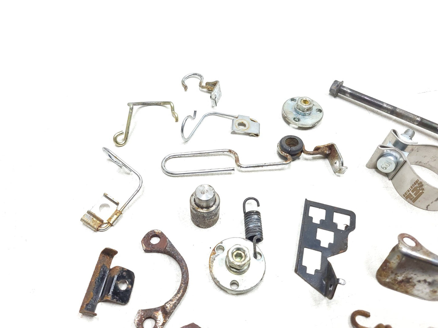 1986 Kawasaki Vulcan 750 Vn750 Misc Chassis Bolts And Hardware OEM