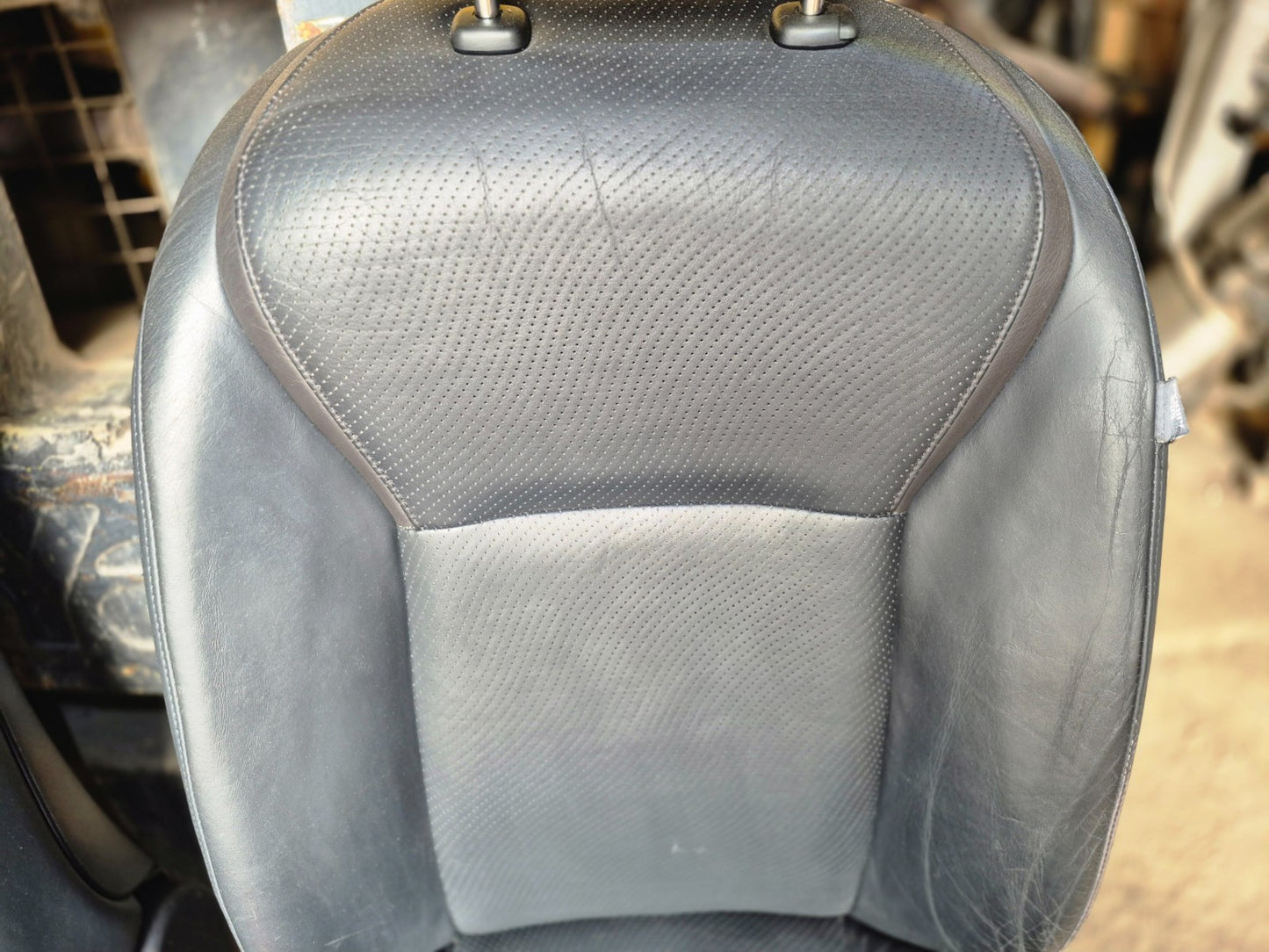 2010 Lexus Hs250h Front Seat Left & Right Pair OEM