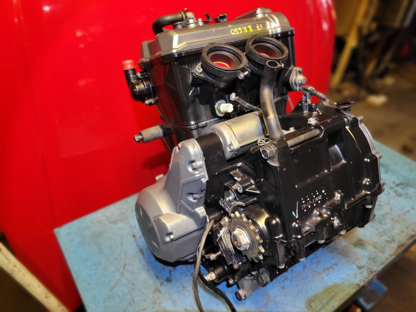 17 18 19 Kawasaki Z650 Er650h Engine Motor 7,789 Miles ✅ Has Damage. See Photos