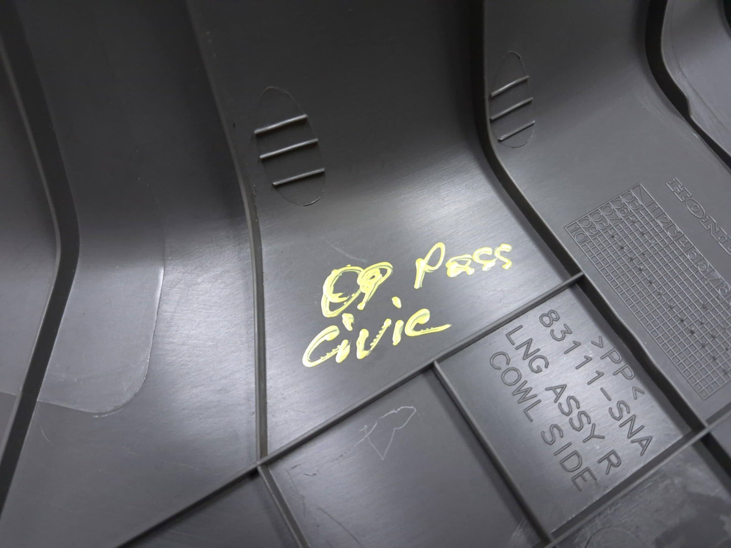 2009 Honda Civic Lx Door Sill Kick Panel Trim Cover Passenger Side Right OEM