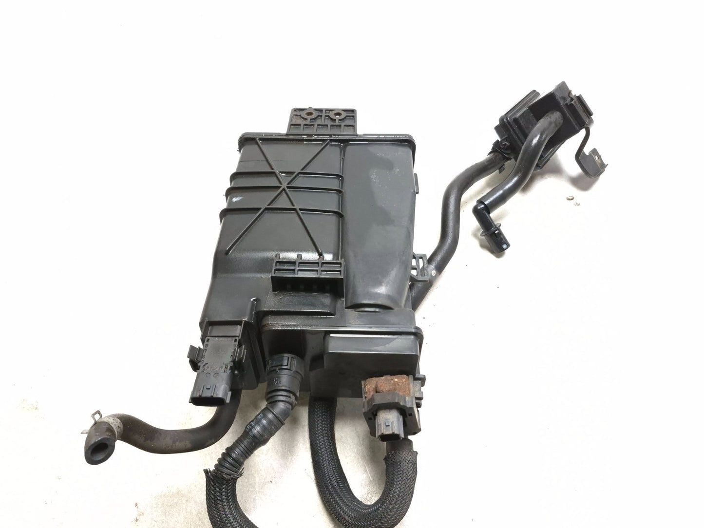 2018 Nissan Altima Fuel Vapor Evaporator Emission Canister  2.5l OEM