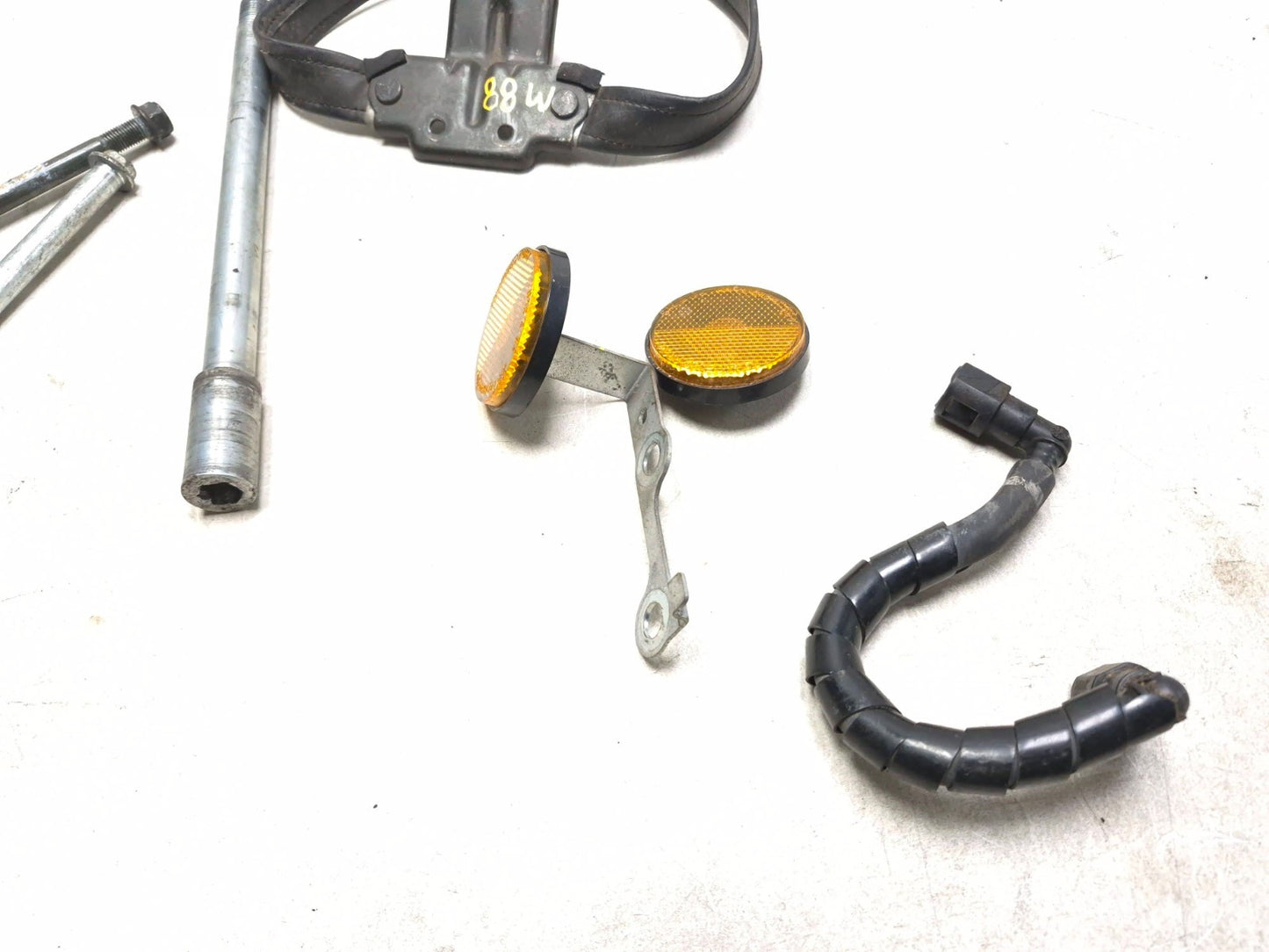 2005 Suzuki Boulevard С50 Misc Bolt W/ Hardware Bracket & Wheel Axle OEM