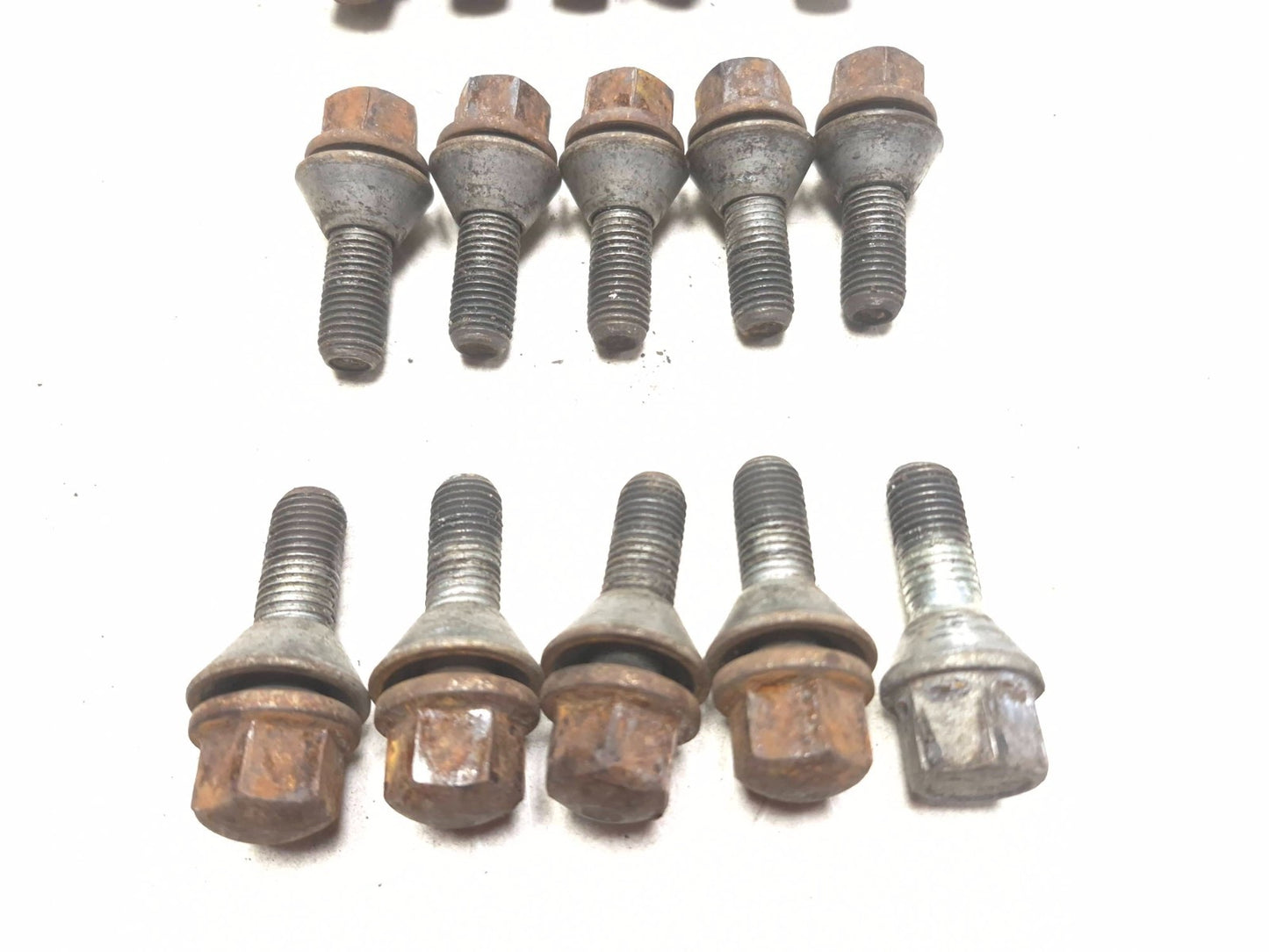 2007 Saab 9-5 Aero Wheel Bolt 20pcs OEM