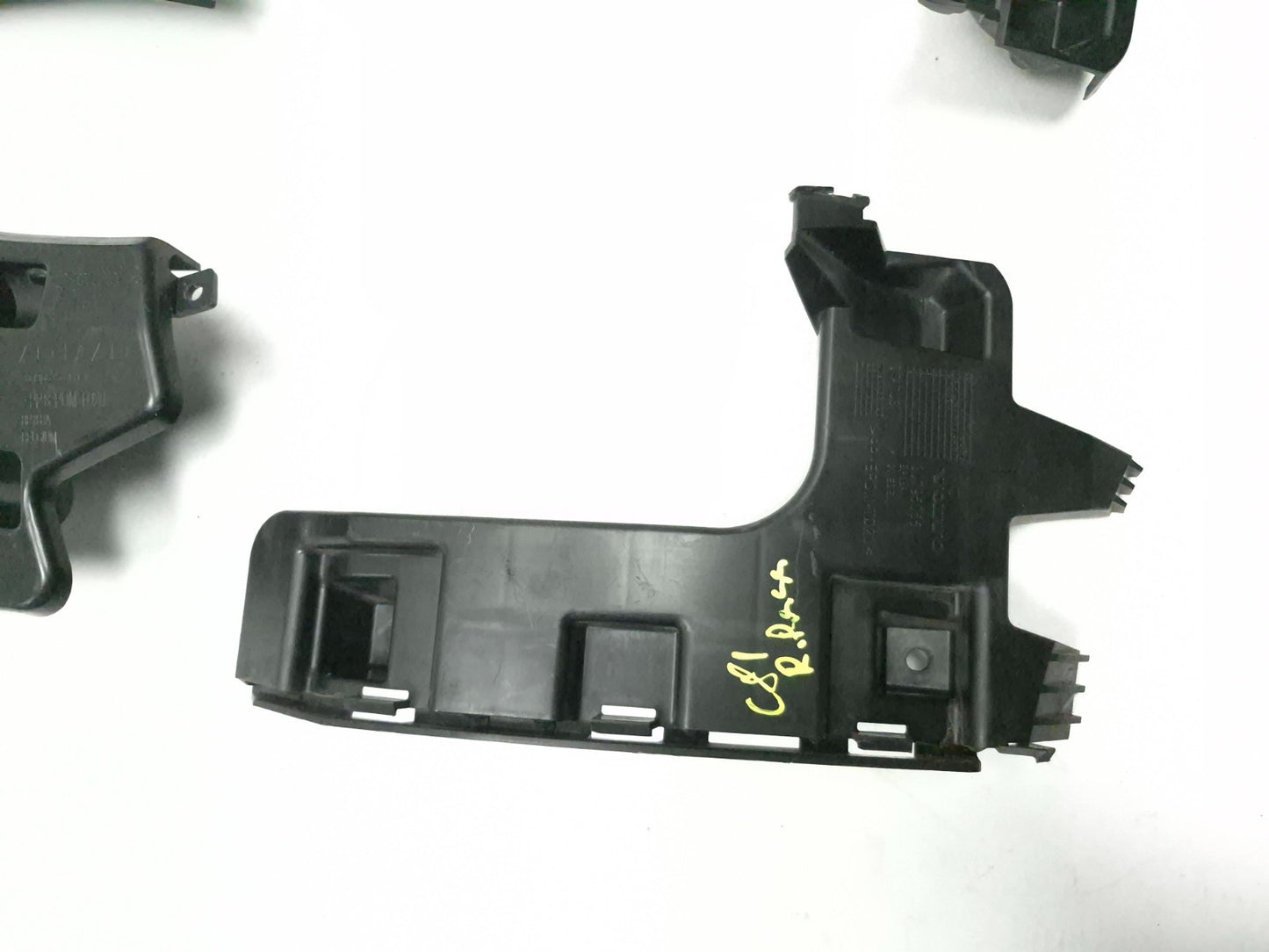 2013 Volvo S60 Bumper Mount Bracket Front & Rear 4 Pcs OEM