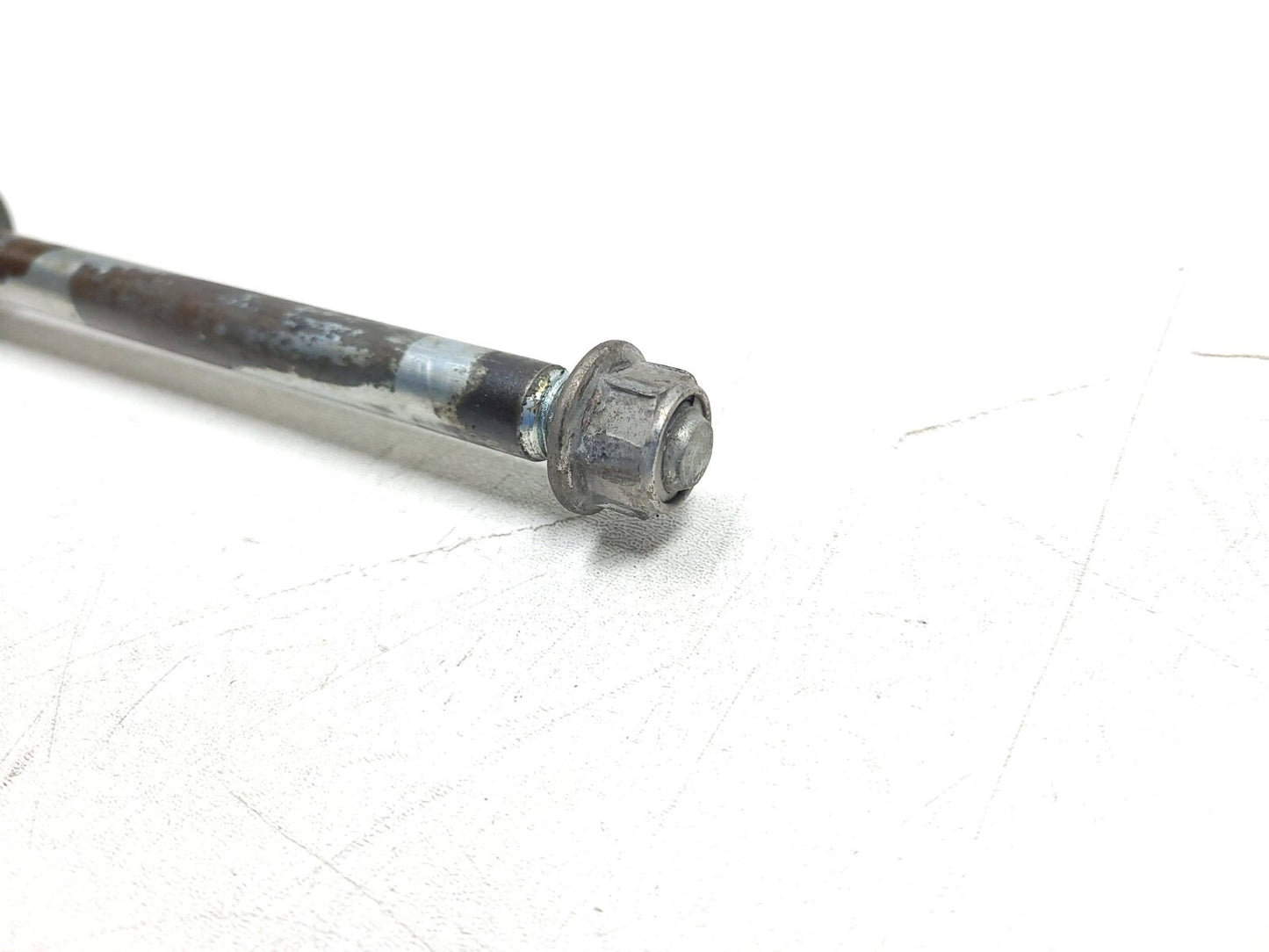 1998 - 2010 Yamaha V Star 650 Xvs650 Classic Rear Wheel Axle OEM