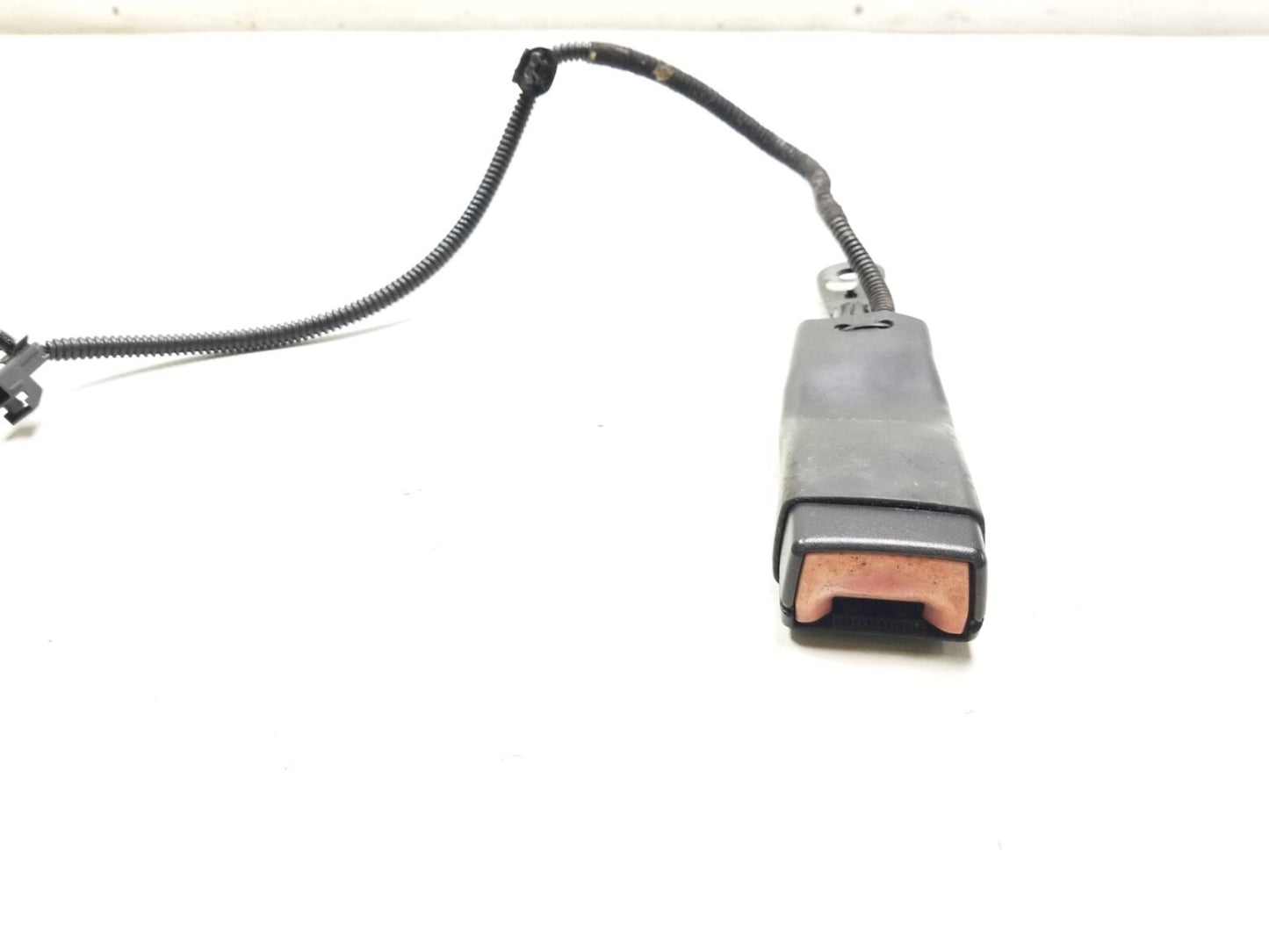 2011 Cadillac SRX Front Seat Belt Buckle Passenger Side Right OEM