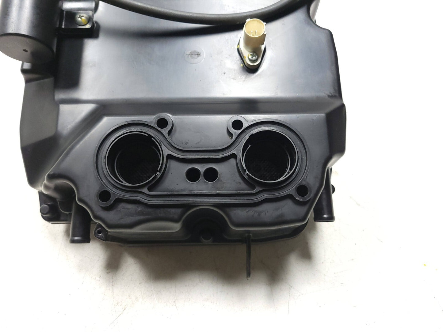2014 2015 Honda Interceptor Vfr800 Air Intake Filter Cleaner Housing Airbox  OEM