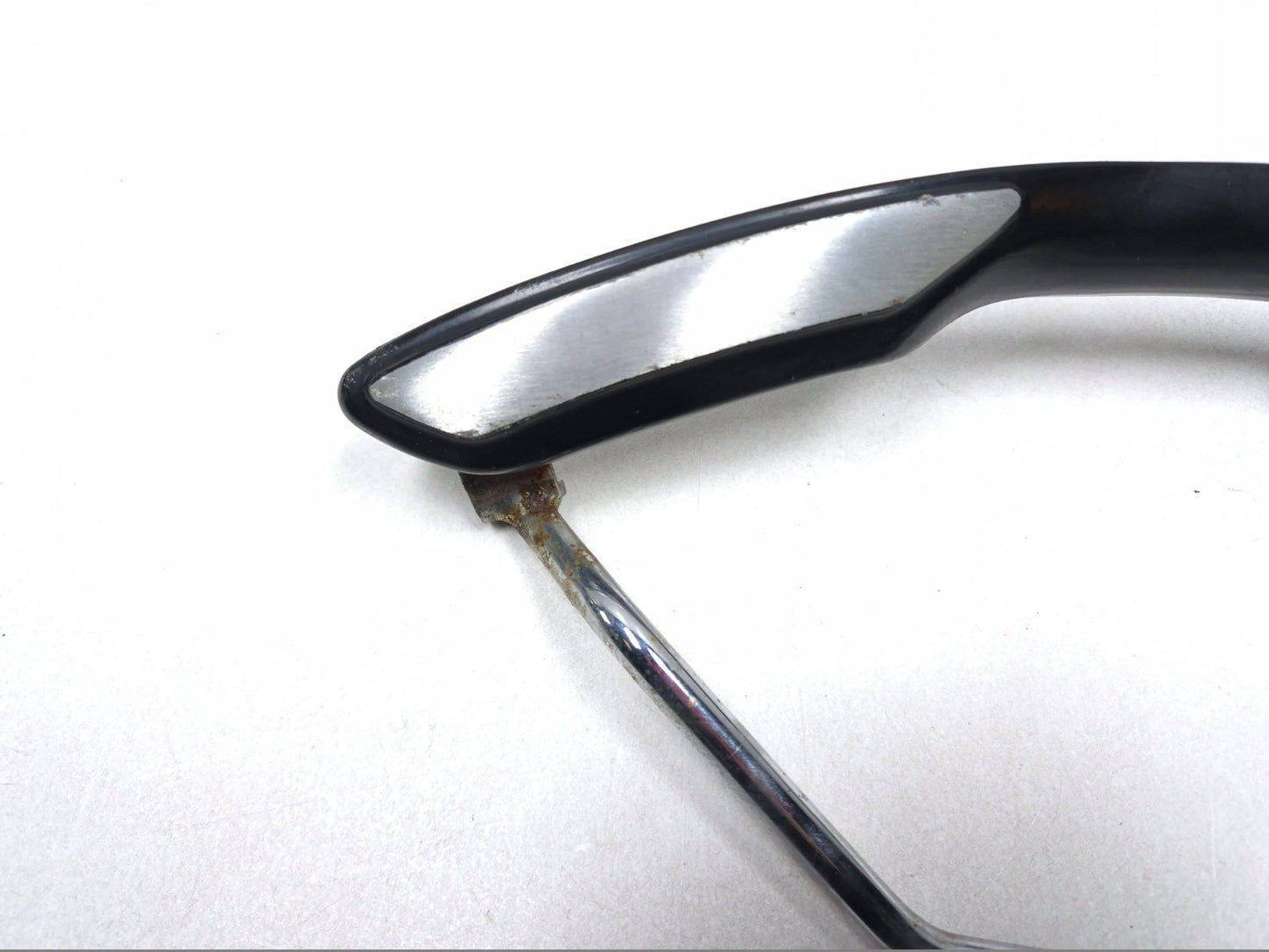 1996 Yamaha Virago Xv750 Right & Left Grab Rail / Fender Stay Pair OEM