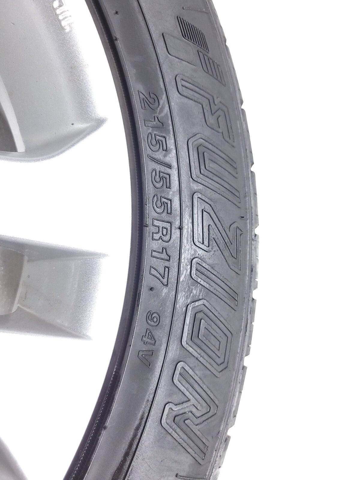 2012 Nissan Rogue Wheel Rim W/ Tire 215/55r17 8.5/32" Pair OEM
