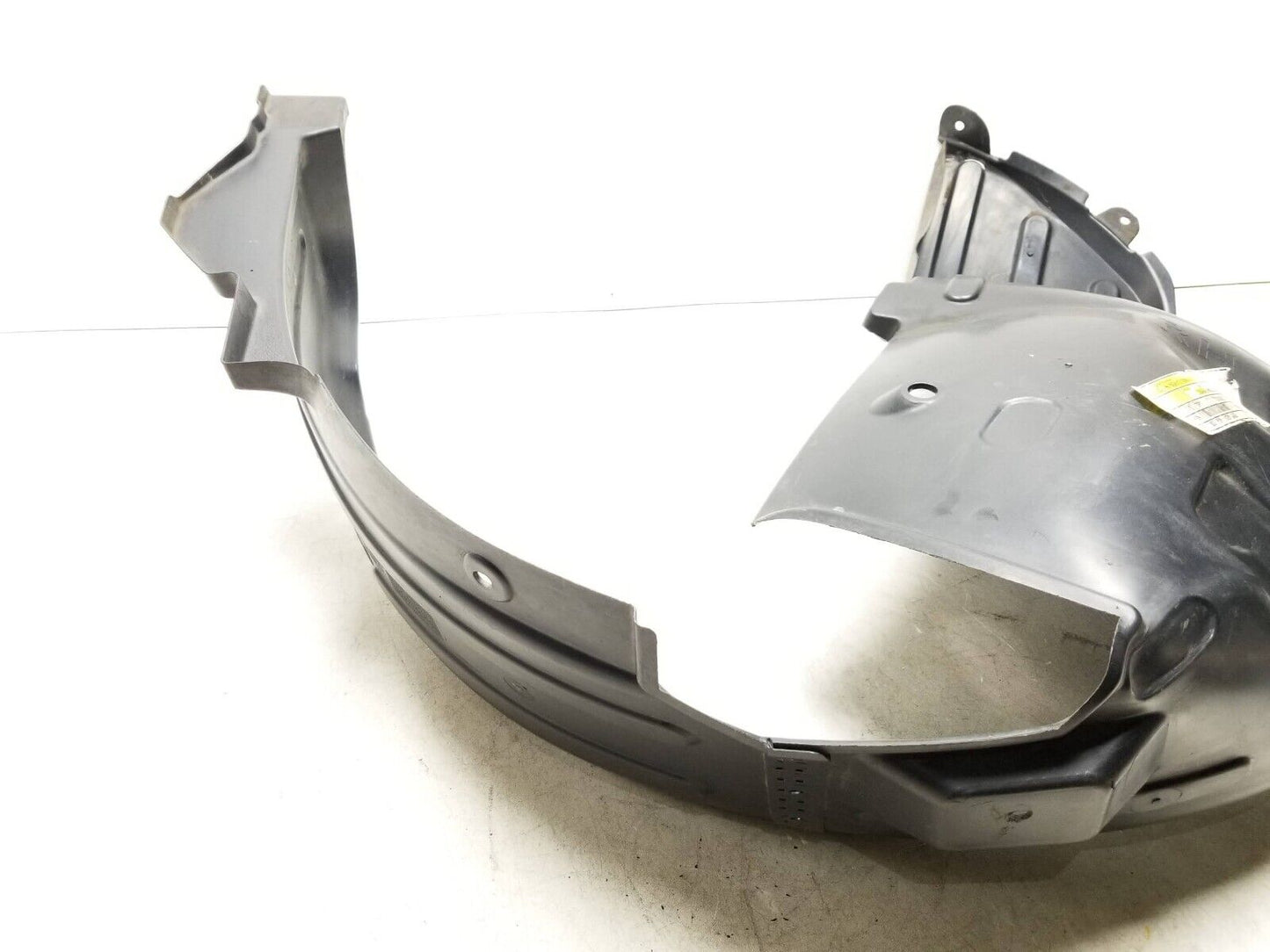 09 - 12 Hyundai Genesis Coupe Front Fender Liner Splash Inner Passenger Side OEM