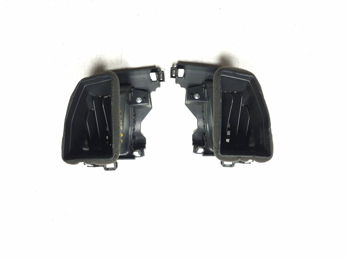 2018 Honda Odyssey Dashboard Center Air Vent Grille Pair OEM