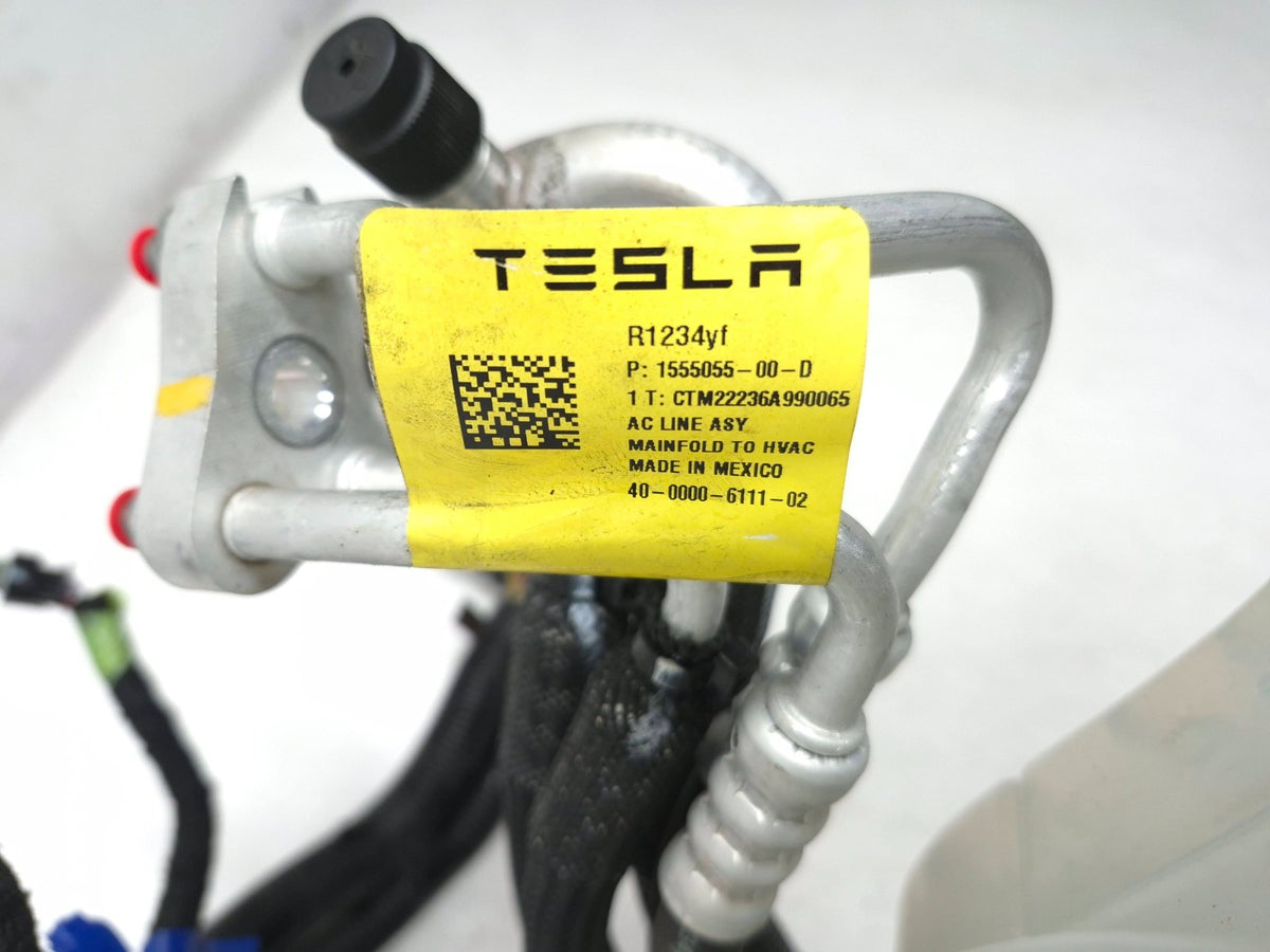 2022 Tesla Model 3 Y Thermal Supermanifold Octovalve Pump Assy OEM