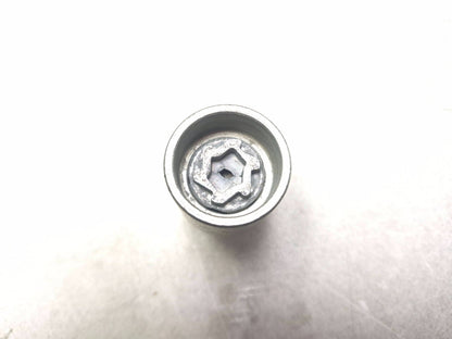 2016 VW Jetta Wheel Lug Bolt W/ Anti Theft Bolt 20pcs OEM 30k Miles