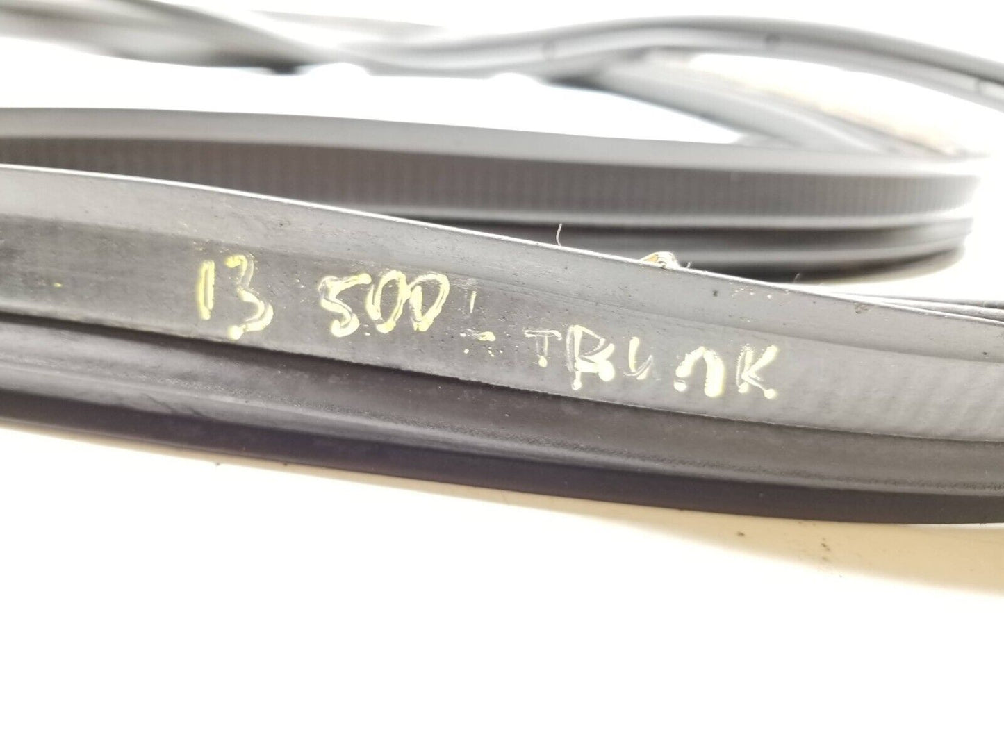 14-17 Fiat 500l Trunk Tailgate Weatherstrip Seal  OEM