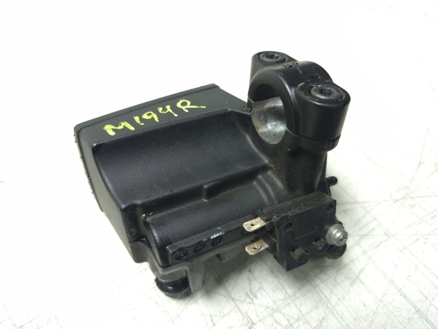 2009 Yamaha Fz6r Front Brake Master Cylinder OEM