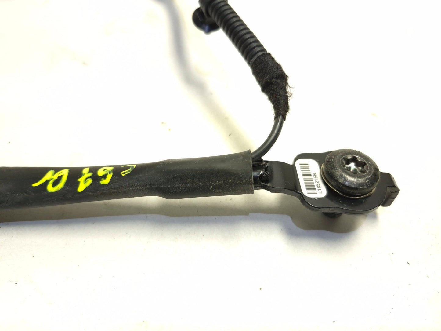 2018 Hyundai Sonata Sport Front Seat Belt Buckle Left Driver Side OEM