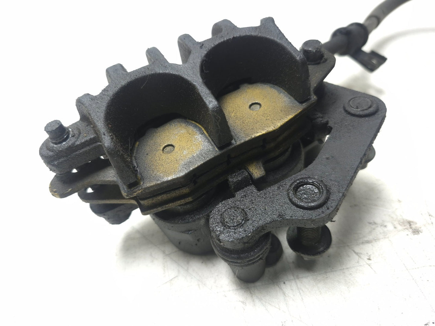1999 Suzuki Katana 750 Gsx750f Front Brake Caliper Left & Right Pair OEM