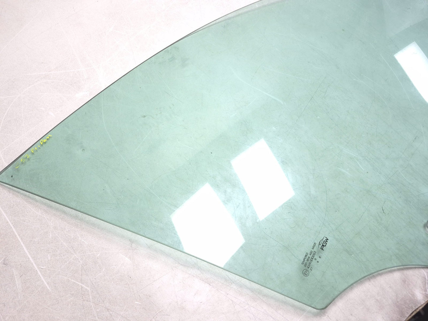 2008 BMW X6 E71 Door Window Glass Front Passenger Side Right OEM