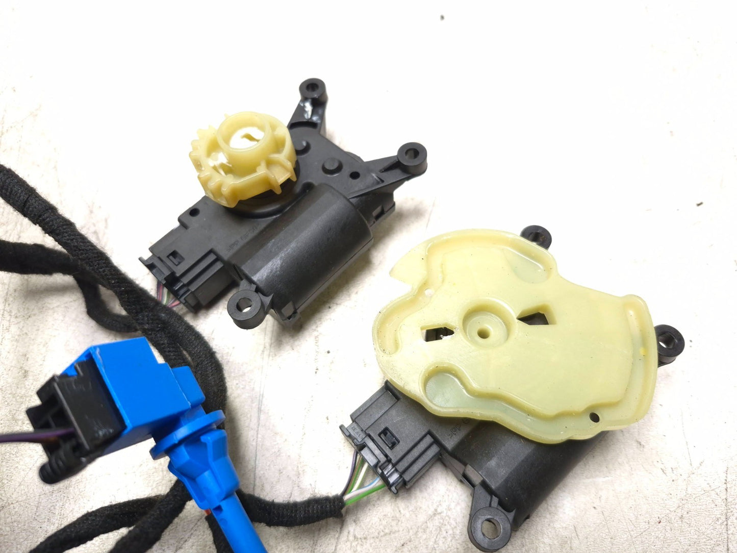 2021 Alfa Romeo Giulia HVAC Heater Actuator Flap Motor & Wire Harness Oem✅