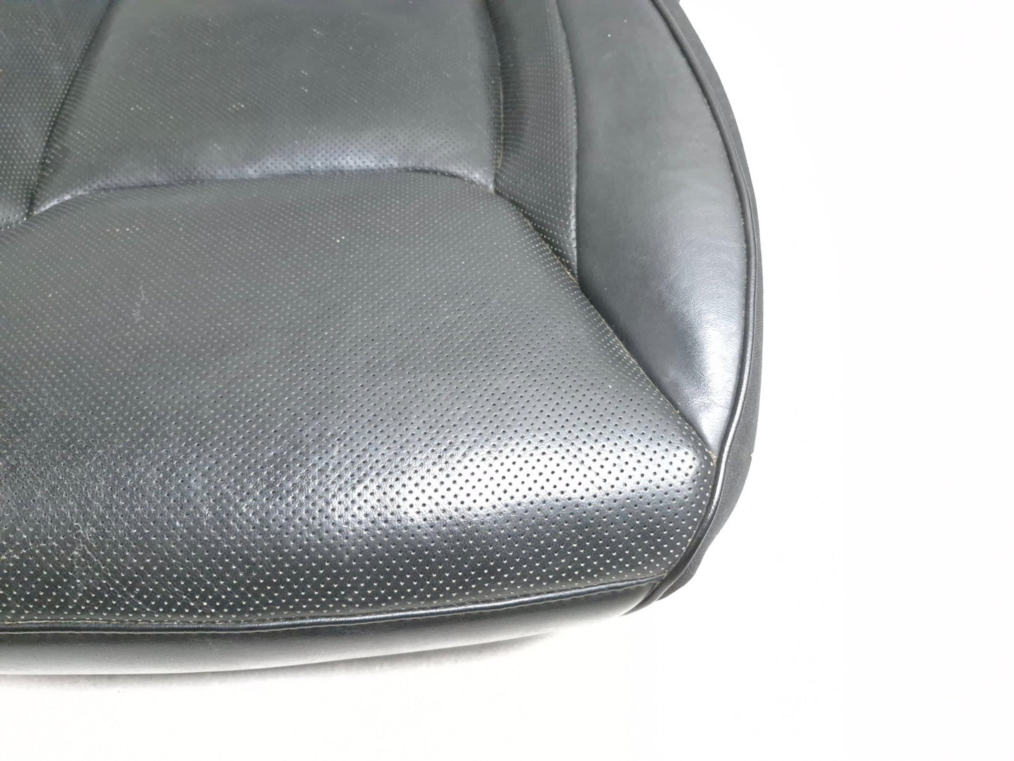 2018 Chrysler 300 Limited AWD Seat Cushion Front Passenger Side Lower OEM