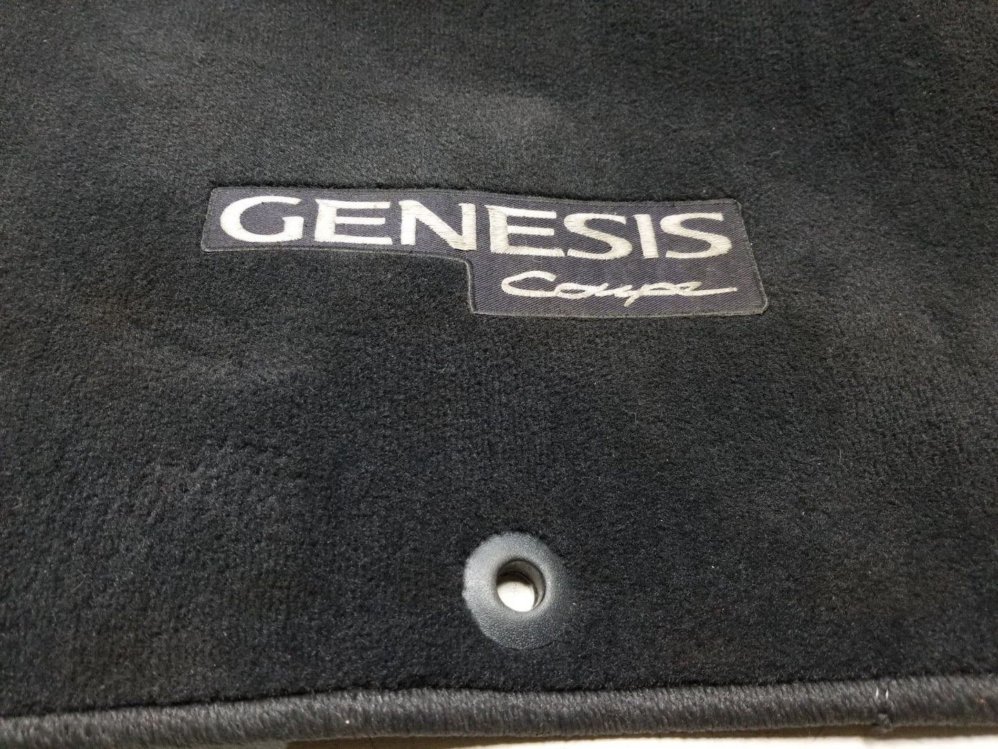 09 - 16 Hyundai Genesis Coupe Floor Mat Carpet 4pcs  OEM