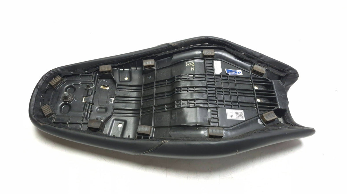2024 Triumph Speed 400 Seat OEM