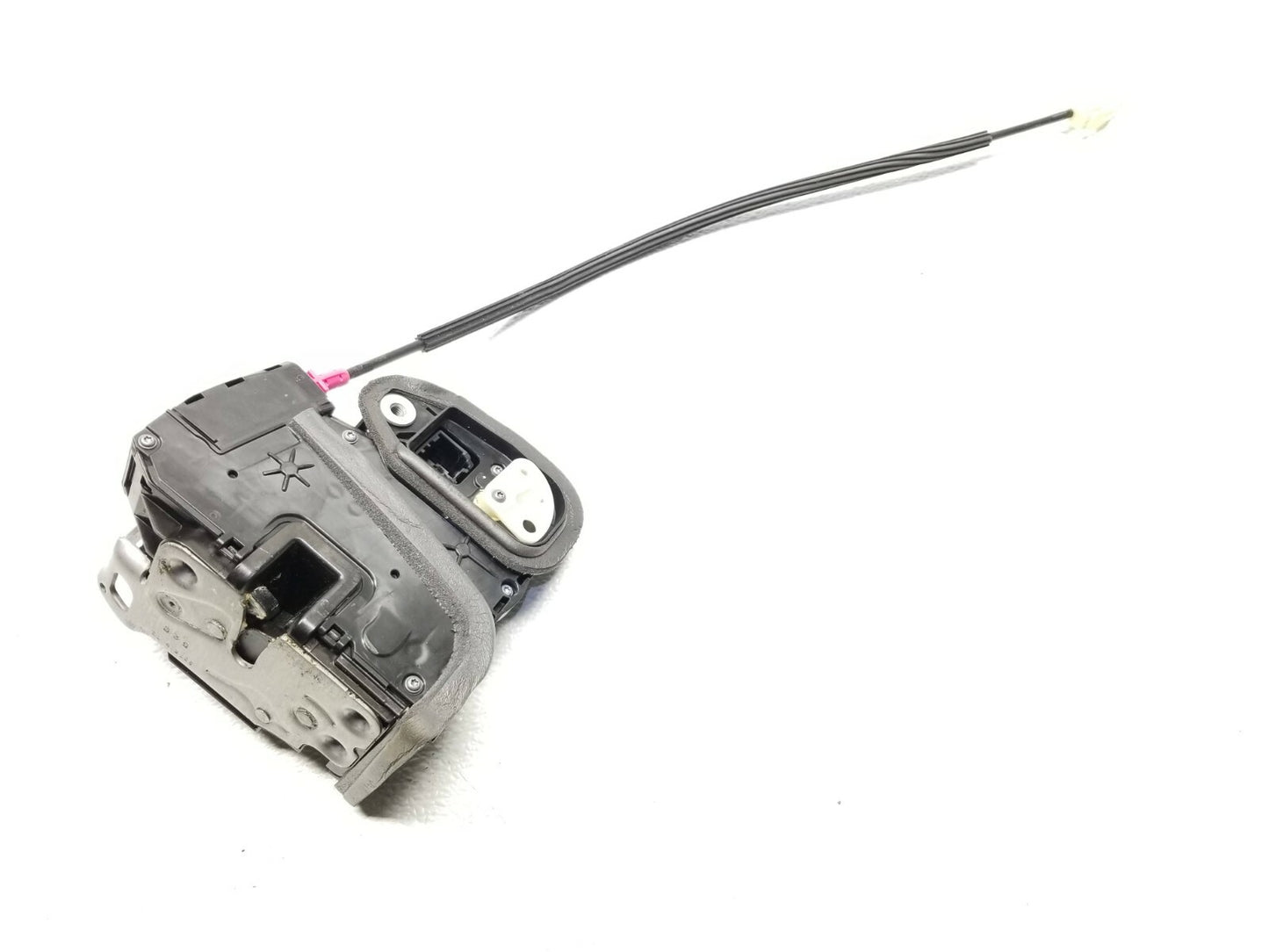 19-22 Chevrolet Blazer Front Door Lock Latch Actuator Right Pass OEM 11k Miles
