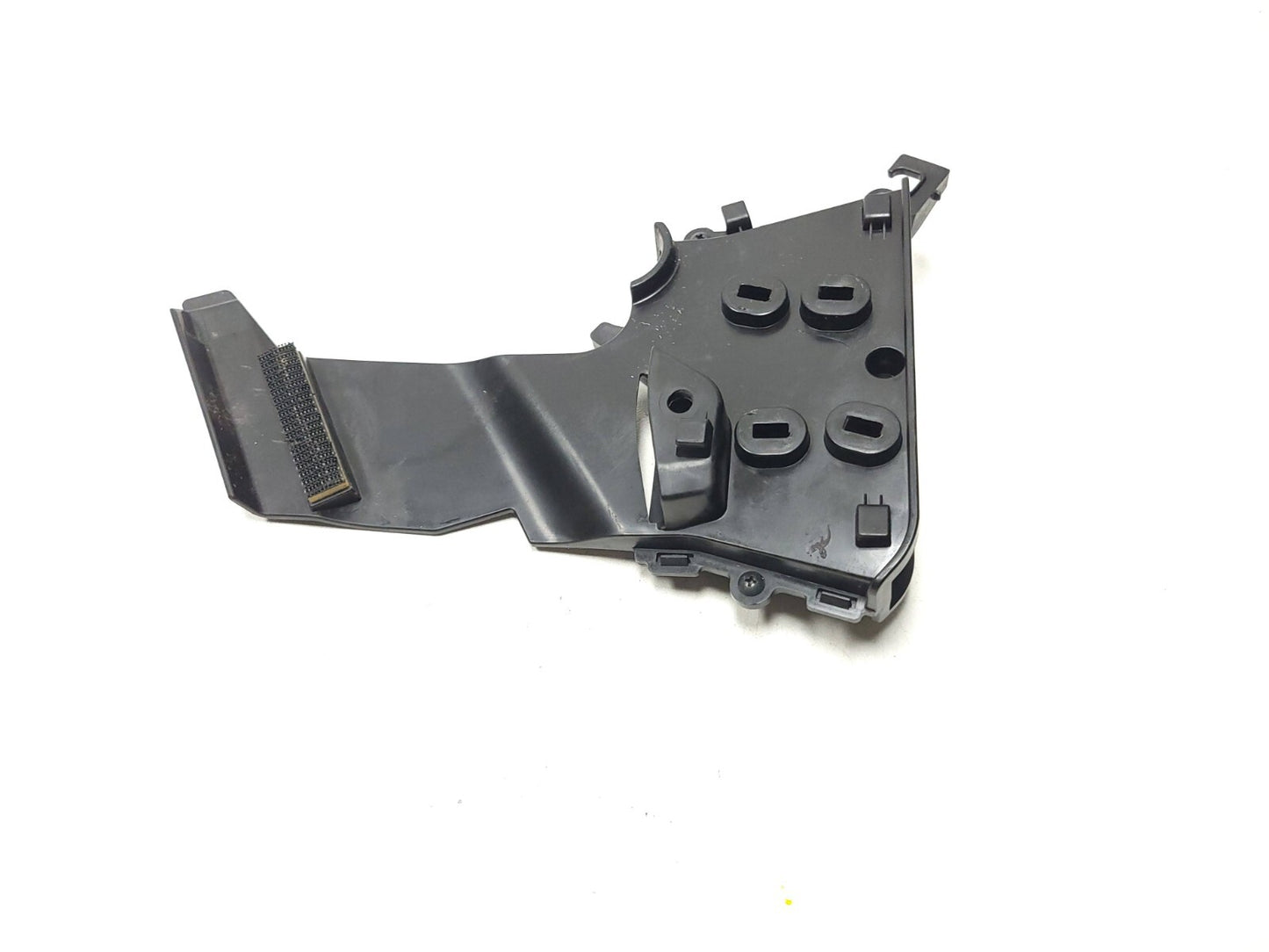 2014 -2016 Honda Interceptor Vfr800 Left Air Intake Tube Guide  OEM