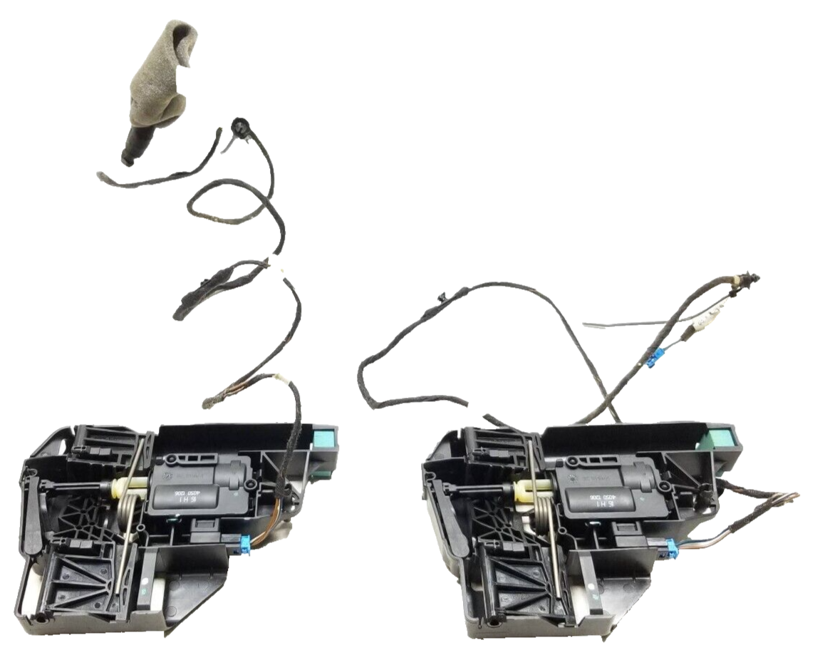 2012 Mercedes E350 Rear Seat Headrest Adjust Motor 2pcs OEM