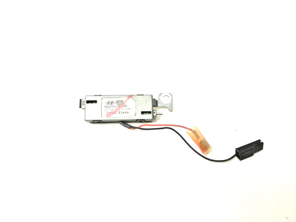 2012 Hyundai Sonata Antenna Amplifier  OEM