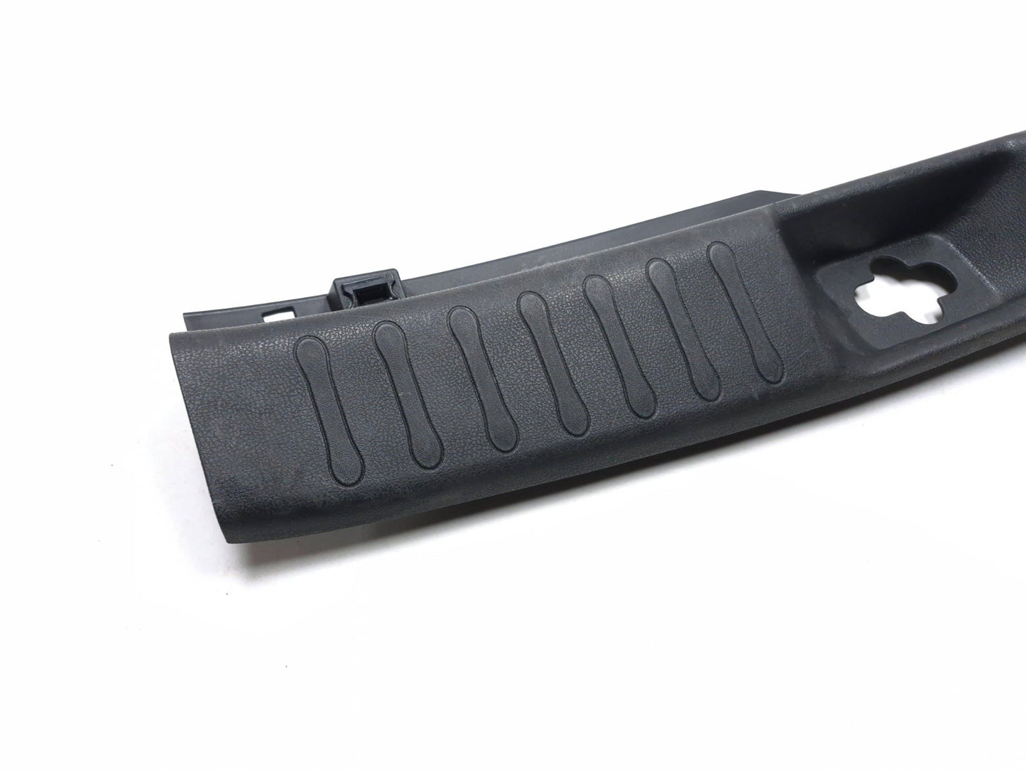 2011 Nissan Juke Rear Trunk Liftgate Sill Scuff Plate Cover OEM