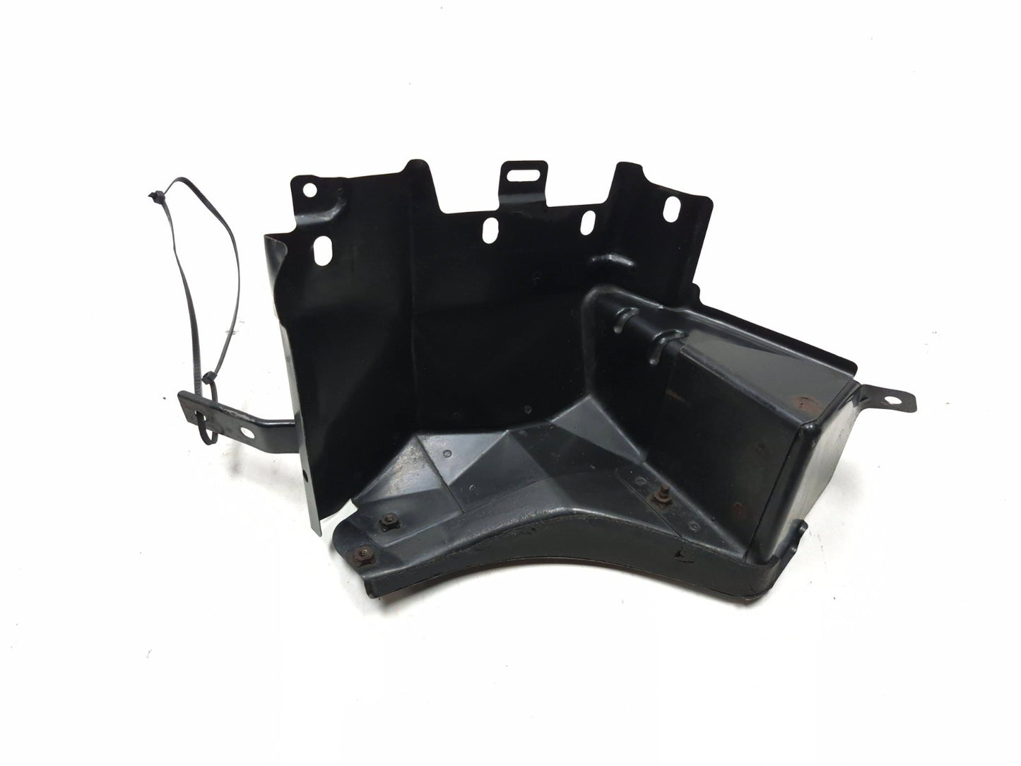 2014 Infiniti Q60  Rear Splash Guard Drafter Bracket Left & Right OEM