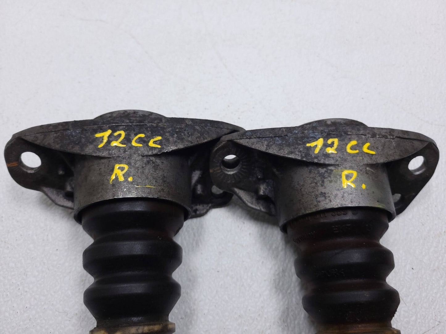 09 10 11 12 Volkswagen Cc Rear Shock Mount Dust Bump Stops OEM